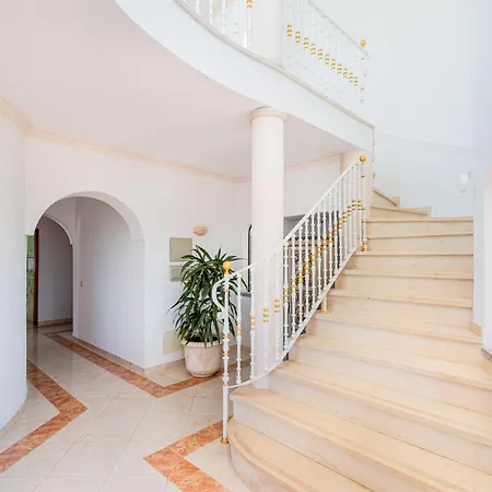 Atlantida By Atlantic Places * Αλμπουφέιρα
